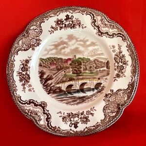 Johnson Bros England Set of 2 Plates Old Britain Castle